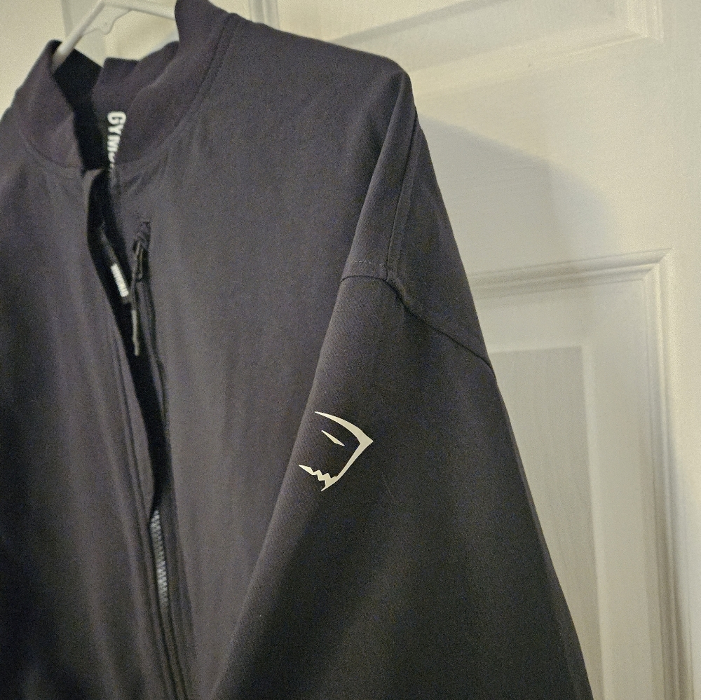 Womens Gymshark bomber jacket - Picture 6 of 7